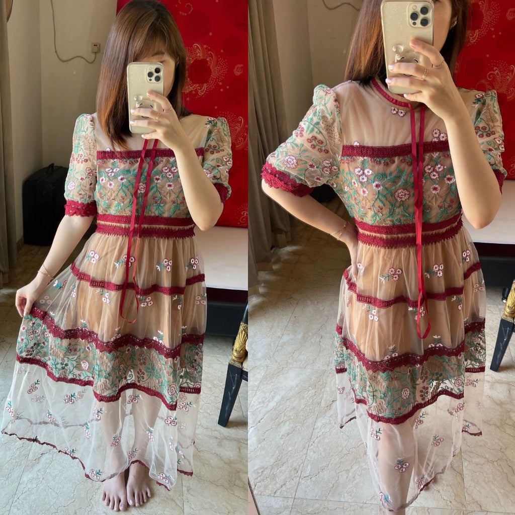 [READY] Carolina Brukat Lace Dress