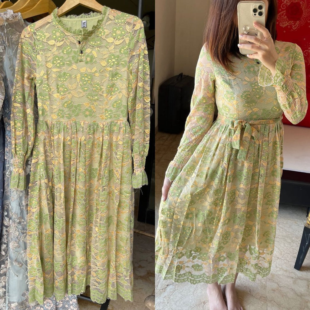 [READY] Eleya Brukat Lace Dress