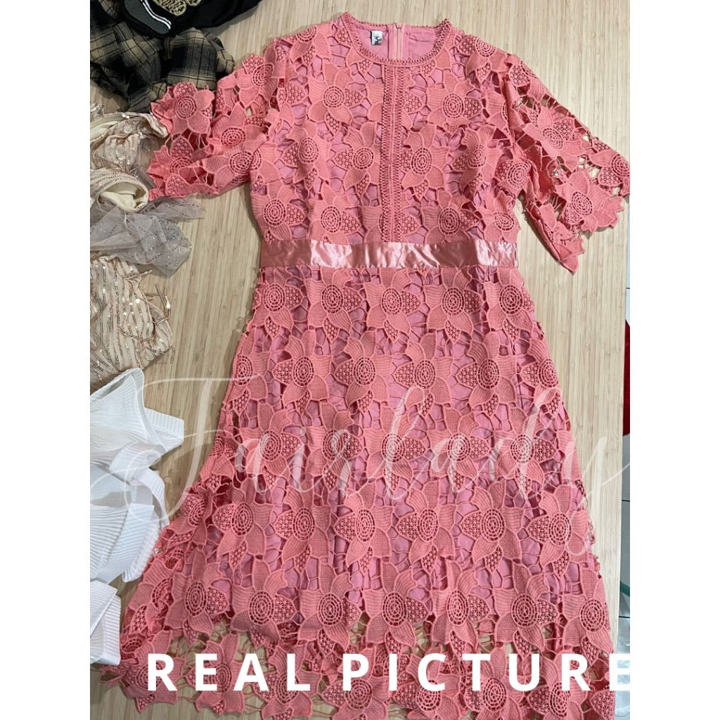 [READY] LD 94 Petra Pink Brukat Midi Dress