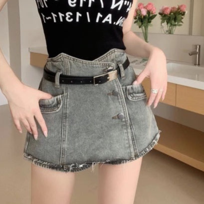 LP 76 Allea Gray Denim Shorts Fairlady 136